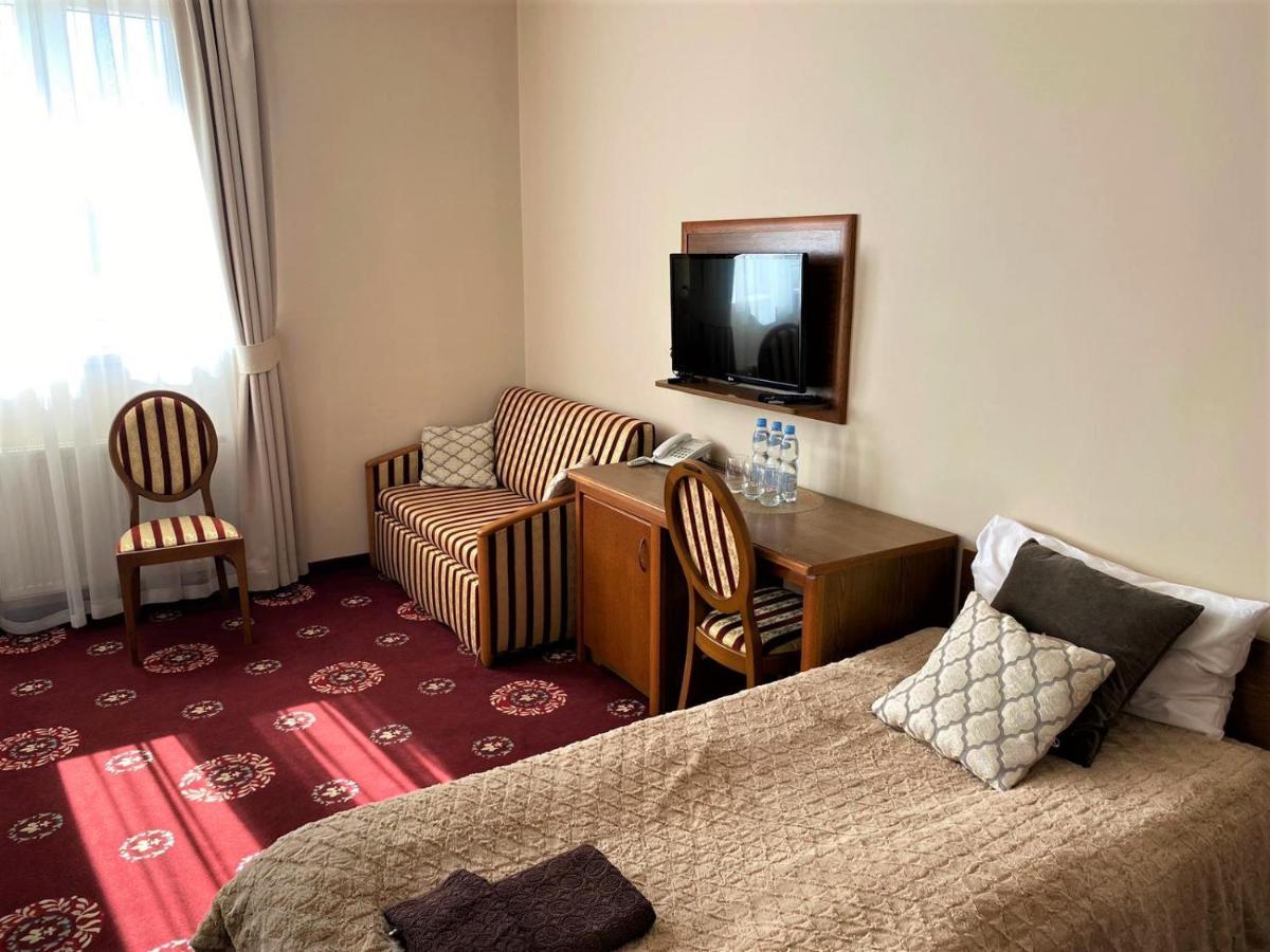 Hotel President Коцк Экстерьер фото