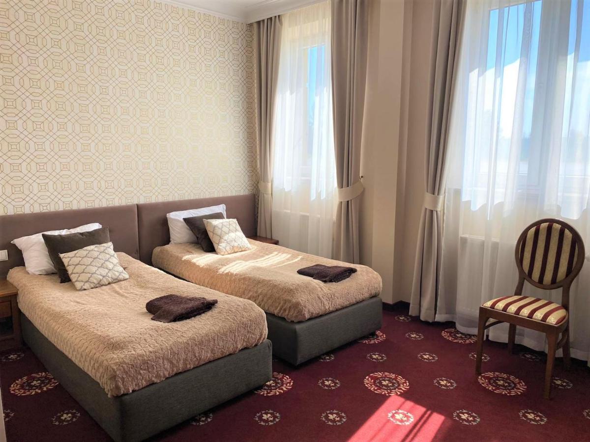 Hotel President Коцк Экстерьер фото