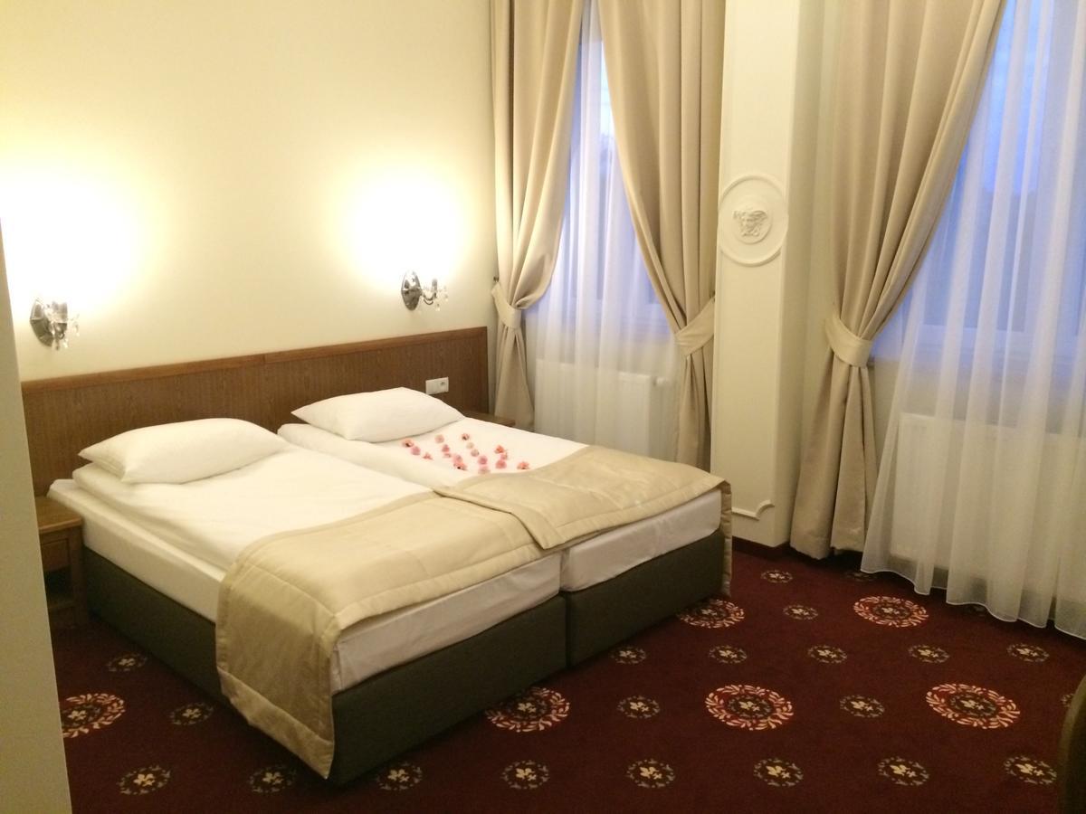 Hotel President Коцк Экстерьер фото