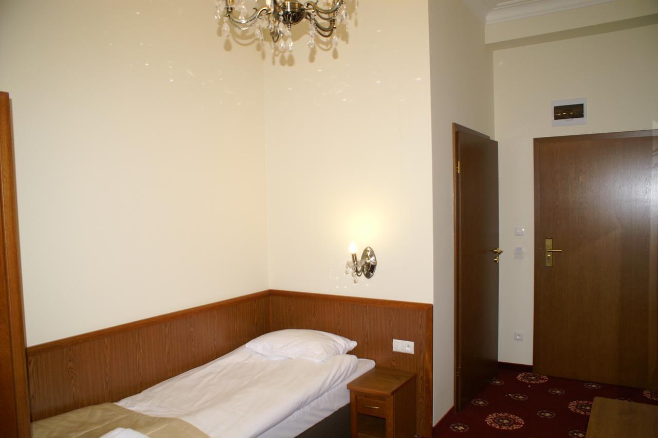 Hotel President Коцк Номер фото